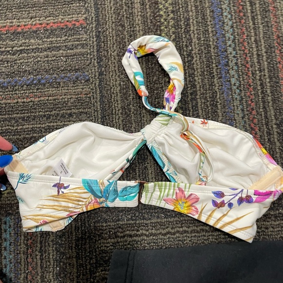 One strap Target bikini, Floral/Jungle print size small - Picture 2 of 4